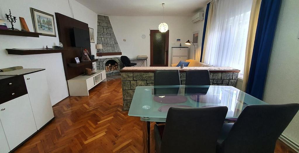 Ðakovo Apartman Ksenija מראה חיצוני תמונה